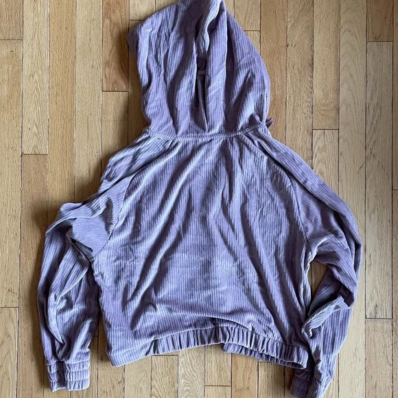 Brand New Women's Adidas Training Hyperglam cropped velour hoodie - Picture 5 of 16